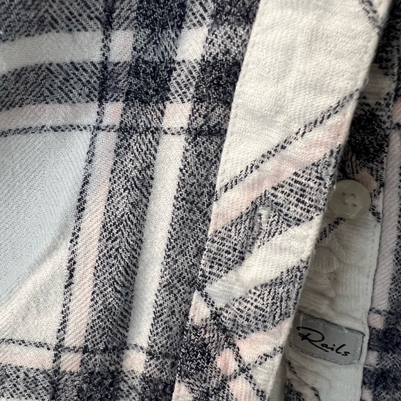 Anthropologie  Rails Hunter Plaid Button Down Long Sleeve Shirt Medium - Picture 3 of 3